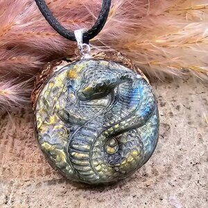 Nature Labradorite Snake Cobra Pendant Necklace